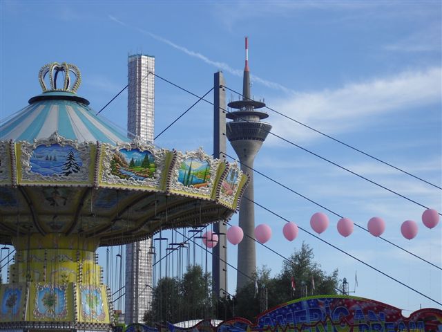 CIMG1284.jpg - Pink Monday auf der Rheinkirmes - PULS CIMG1284.jpg - Pink Monday auf der Rheinkirmes - PULS
