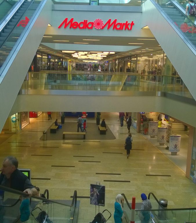 Die Bilk Arcaden bündeln die größten und wichtigsten Modeketten, Friseure und Supermärkte an einem Fleck. Isabel Krause