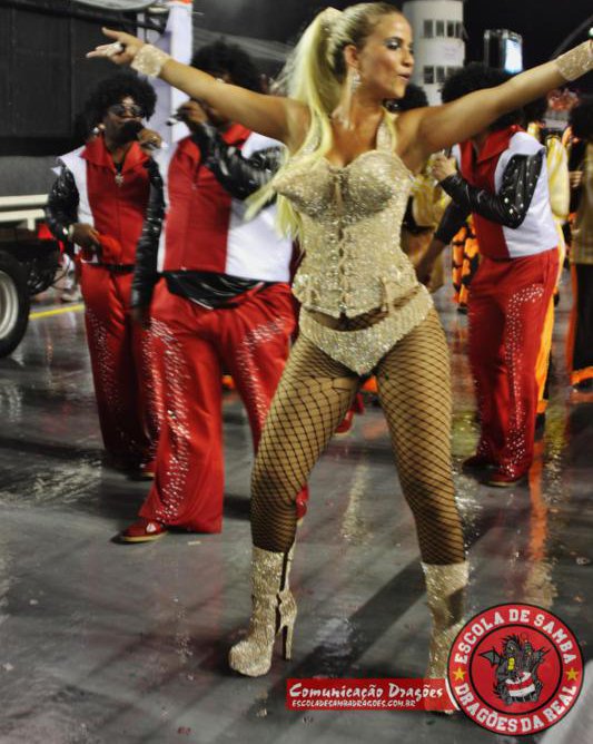 IMG_1749.jpg - Brasilien: Wo Fußball und Samba eins werden - Dragões da Real