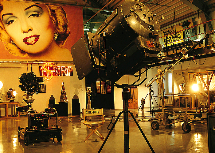 Das Filmmuseum ( Düsseldorf Marketing und Tourismus GmbH) Das Filmmuseum ( Düsseldorf Marketing und Tourismus GmbH)