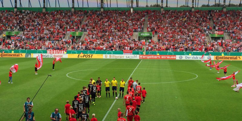 IMG_7996.jpg - Fortuna feiert knappen Derbysieg im Pokal - NiklasV.