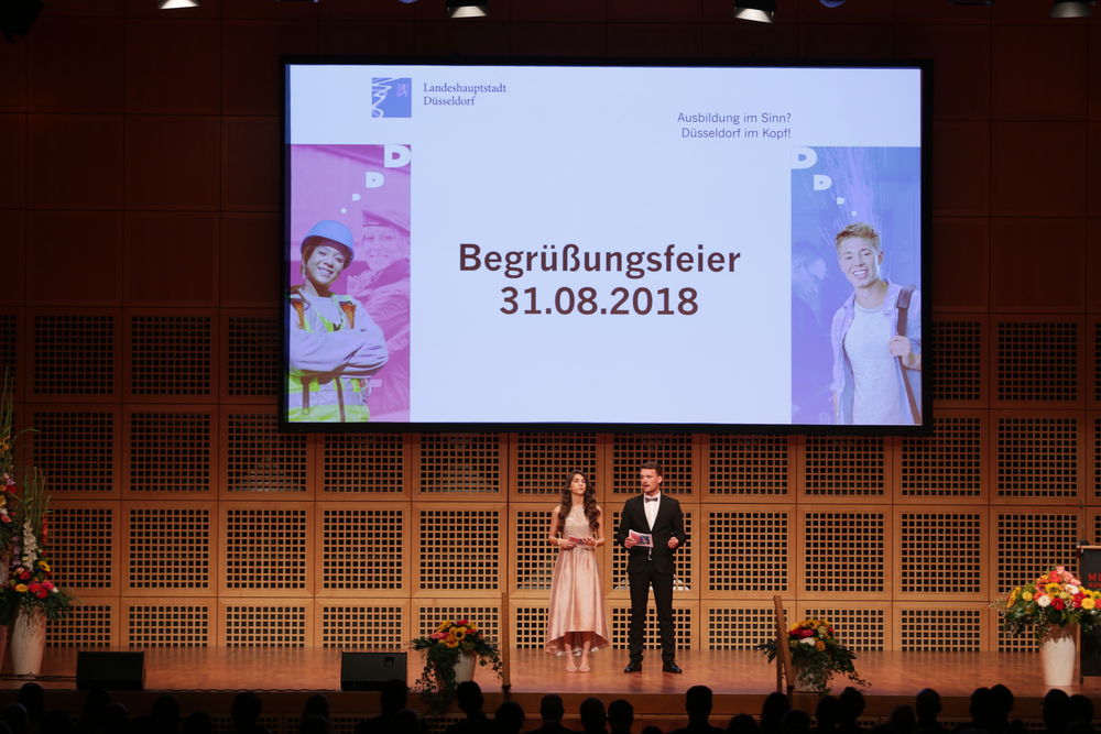 180831-Azubifeier__10_.jpg - Ausbildungsstart: Stadt Düsseldorf bildet neue Azubis aus