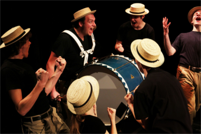 Hurra.png - 1914 mit "Hurra" rein, 2014 mit "nie wieder" raus - FFT Düsseldorf Hurra.png - 1914 mit "Hurra" rein, 2014 mit "nie wieder" raus - FFT Düsseldorf