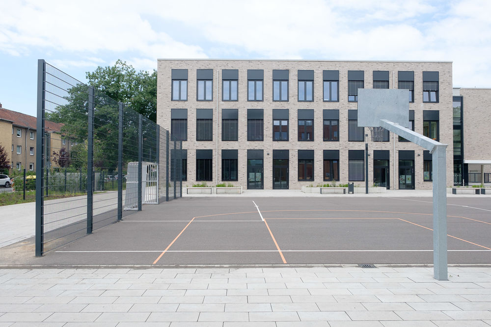 310522-GHS-Benrath4.jpg - Gemeinschaftshauptschule Benrath: Neues Schulgebäude eröffnet