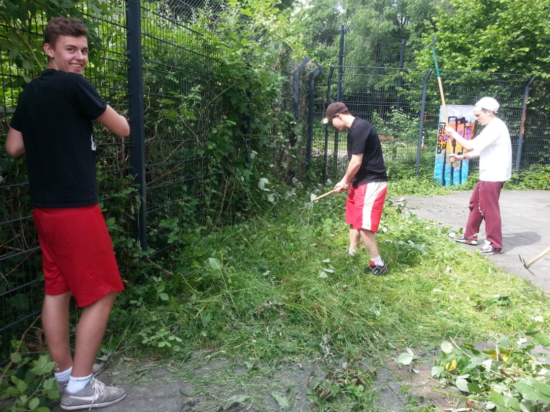 20130614_161308_Kjg_wersten.jpg - Graffiti, Skateboards und Gärten in drei Tagen - BDKJ 20130614_161308_Kjg_wersten.jpg - Graffiti, Skateboards und Gärten in drei Tagen - BDKJ