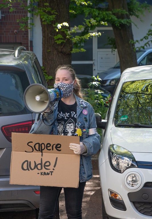 49809016116_7b8bffa0fa_c.jpg - Schulen in NRW öffnen wieder - ist das Demokratie? c) Niclas Ehrenberg, Schulboykott NRW