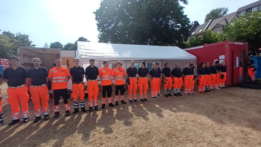 20220722_163725.jpg - Gemeinsam für eure Sicherheit – Die Verkehrskadetten auf der Rheinkirmes 20220722_163725.jpg - Gemeinsam für eure Sicherheit – Die Verkehrskadetten auf der Rheinkirmes