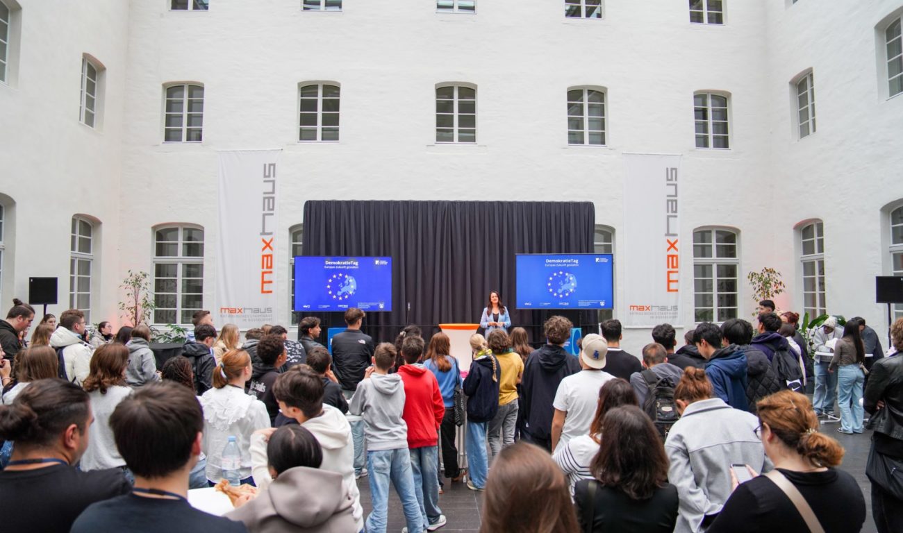 251006_DemokratieTag(1) Foto: Viktor Suszek