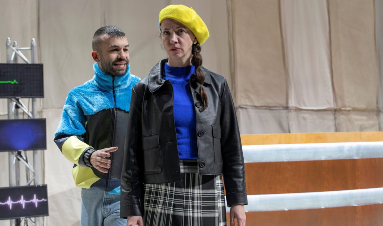 The Drop Auf dem Bild: Cem Bingöl, Eva Maria Schindele (Foto: David Baltzer)