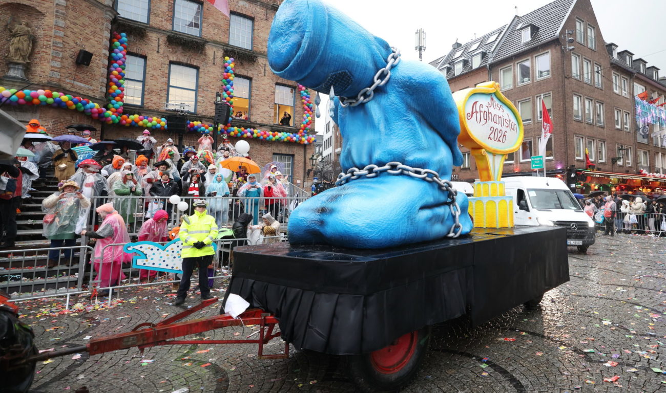 Rosenmontag 2026 karneval archiv mottowagen (Foto: Landeshauptstadt Düsseldorf/David Young)